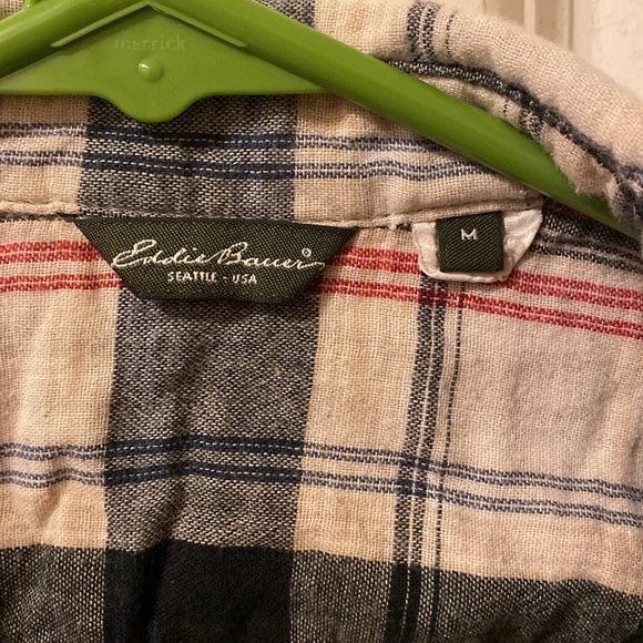 Eddie Bauer women’s flannel - Picture 2 of 3